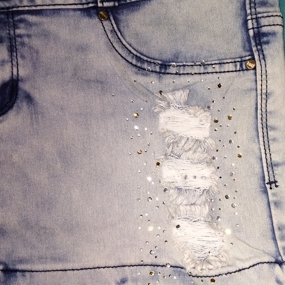 bacci Denim Mini Skirt with Distressed Details - Picture 3 of 8